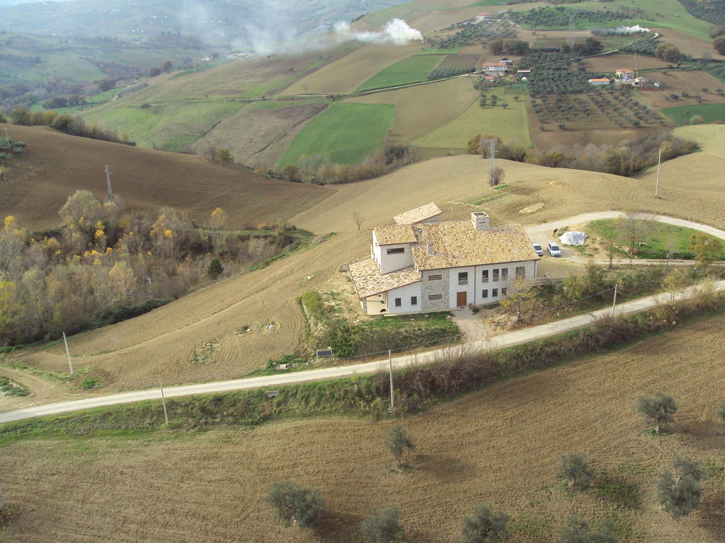 Agriturismo Cignale Penne Exteriör bild